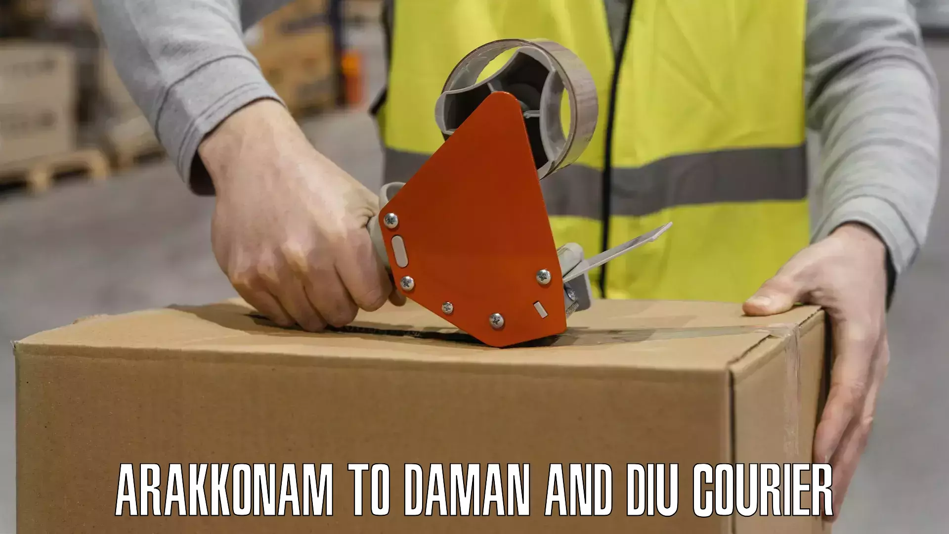 Professional courier handling Arakkonam to Daman