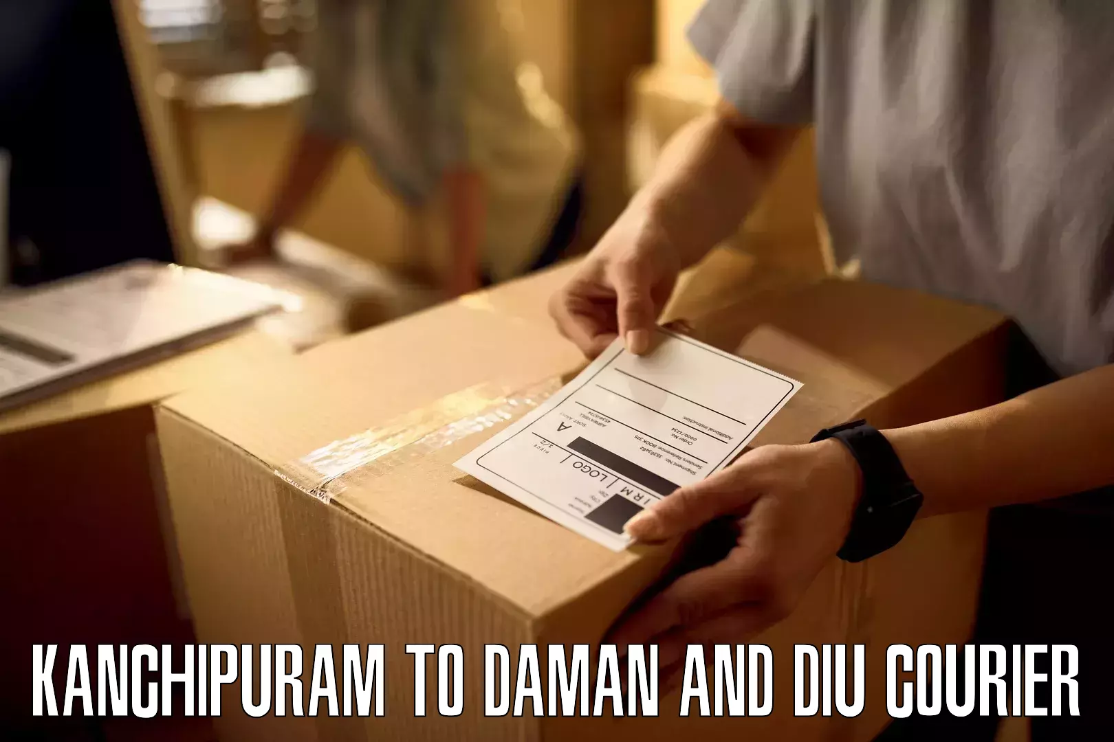 Flexible parcel services Kanchipuram to Diu